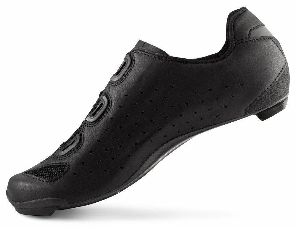 tretry LAKE CX238 Carbon černé vel.42
