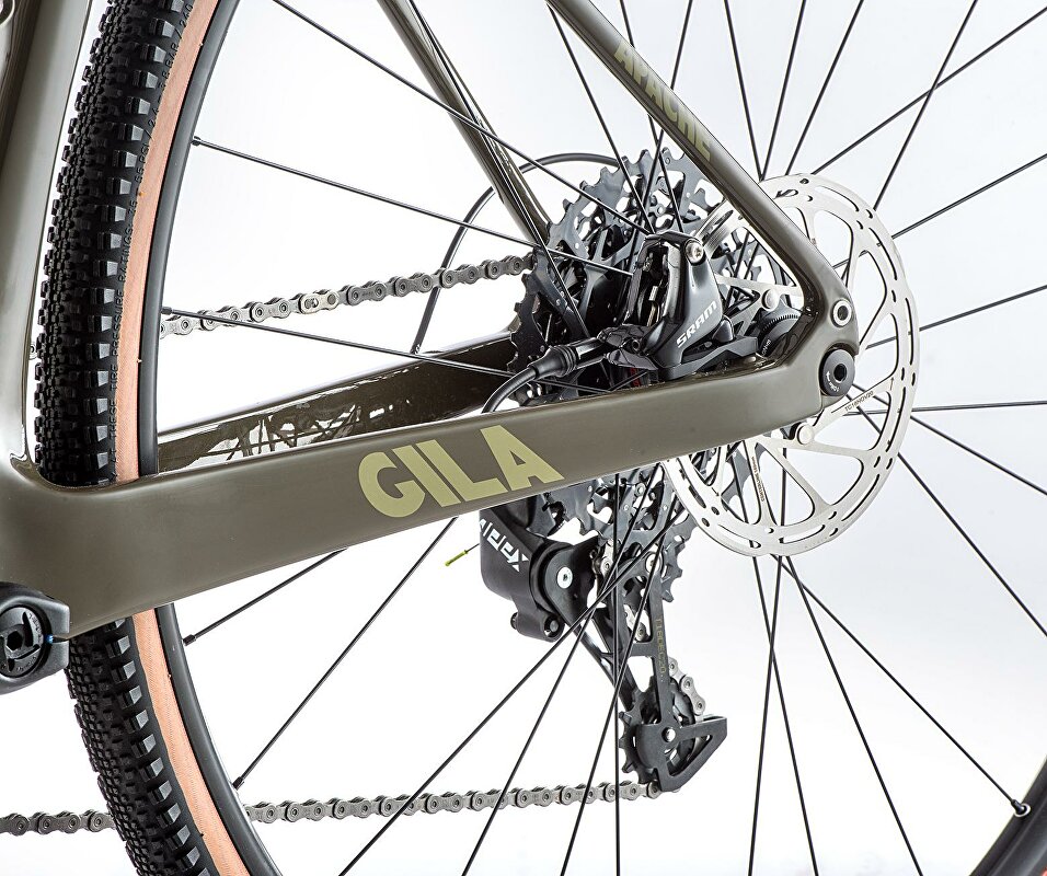 APACHE 28" Gila C2 (56 cm) khaki