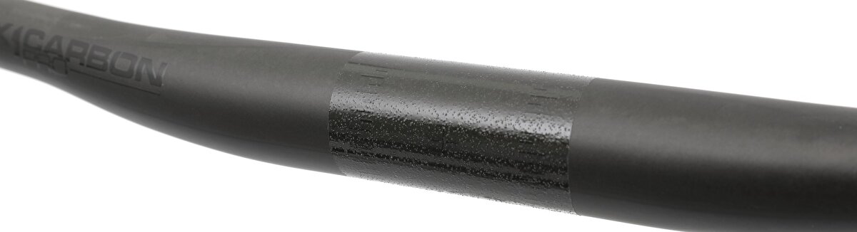 řidítka MAX1 Edge Carbon 780/31,8 mm černé