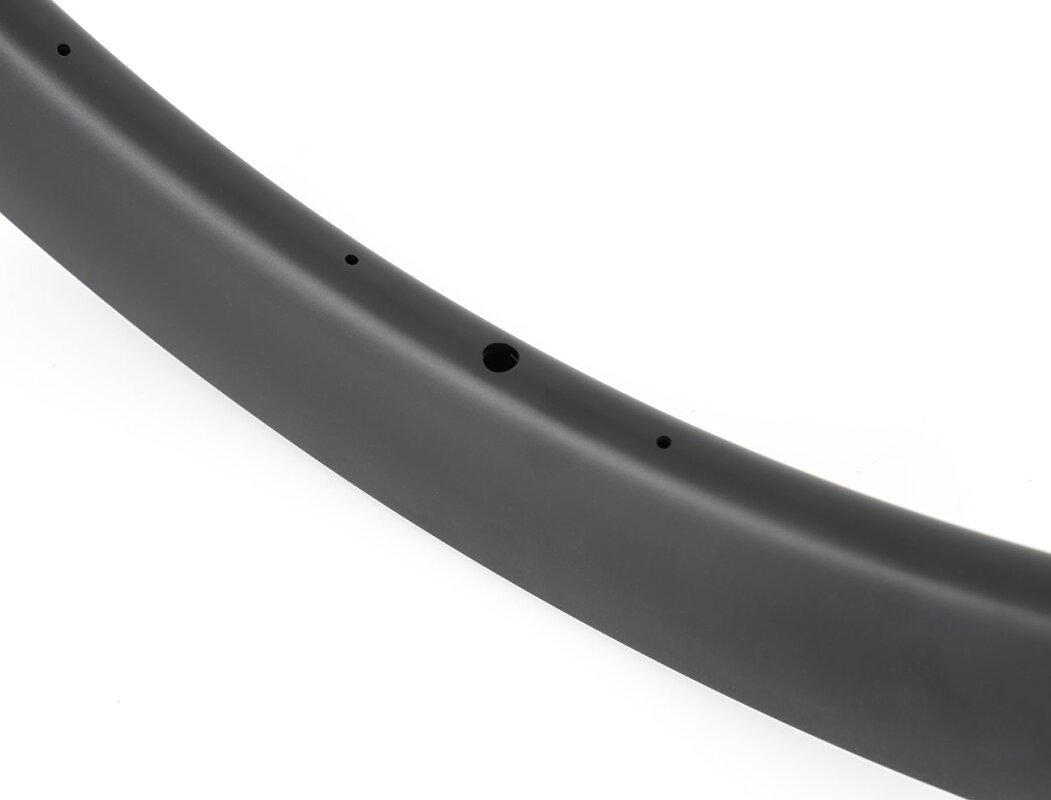 ráfek Carbon Road Disc 50 mm/24 děr clincher 29 mm
