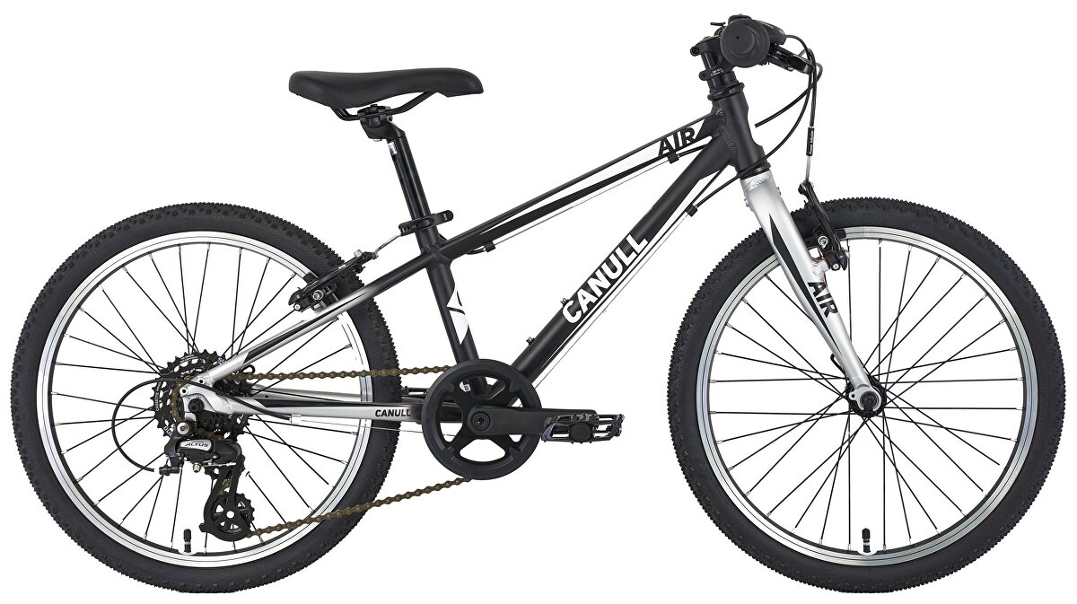 20 kolo CANULL Air černá/stříbrná